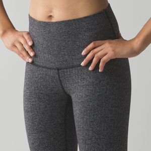 NWT Lululemon Wunder Under High Rise Pant size 6